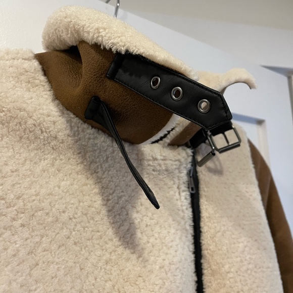 DEX Sherpa Jacket - Picture 5 of 13